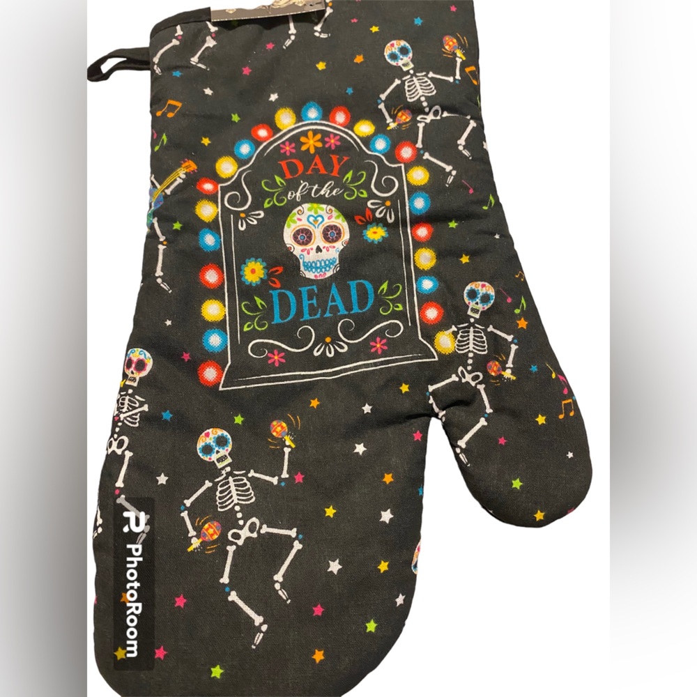 Sugar Skull Kitchen Bundle/ Day of the Dead  (NWT) - Picture 5 of 6